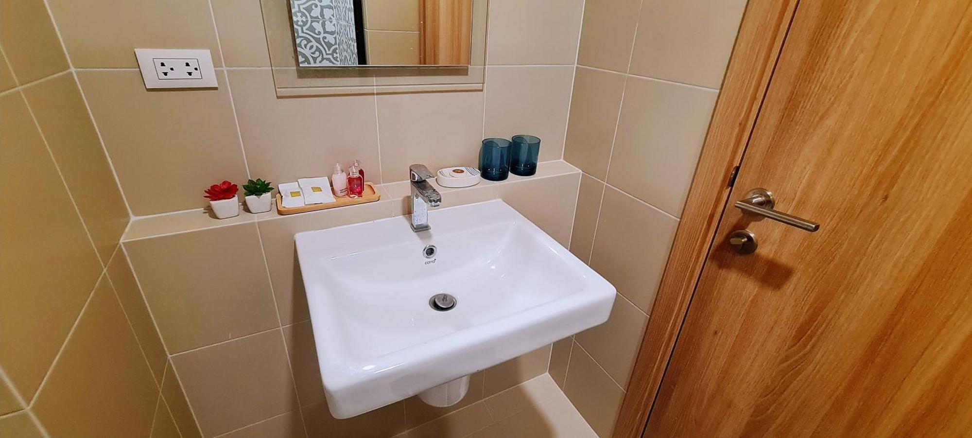 Highest Floor Close To Cicada And Tamarind Night Market Lahabana Condo หัวหิน ลาฮาบาน่า คอนโด ชั้นบนสุด ติดกับตลาดซิเคด้าและตลาดแทมมารีน Bagian luar foto